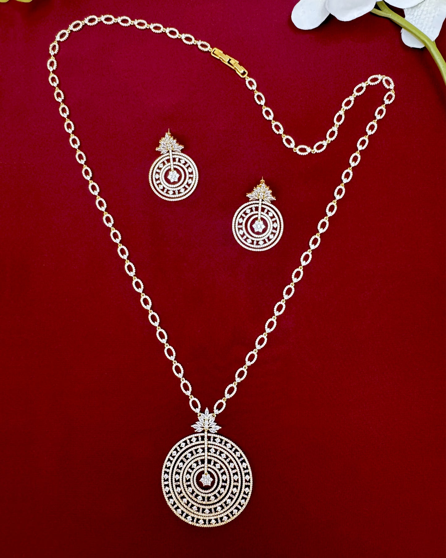 Royal Circles Radiance Set