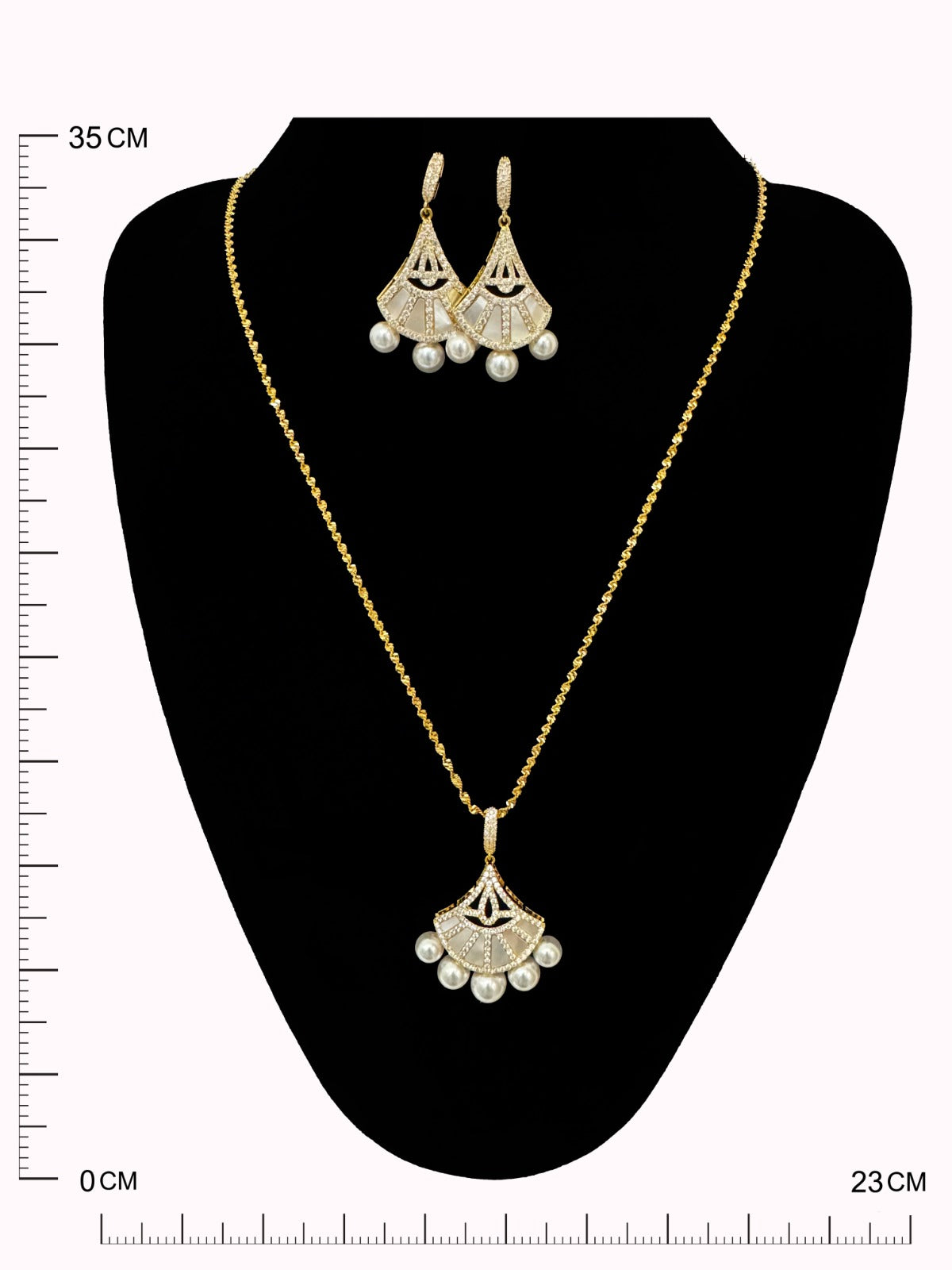 Luxe Arc Long Chain Set