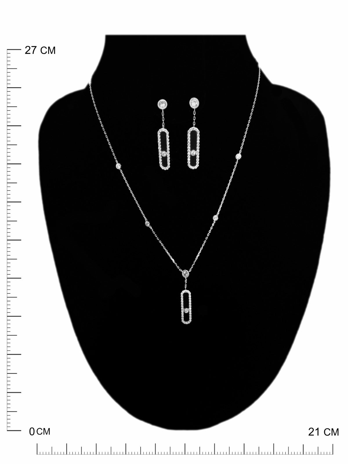 Graceful Oval Necklace Set