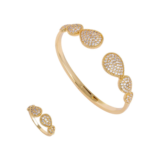 Gleaming Pearl Bangle Set